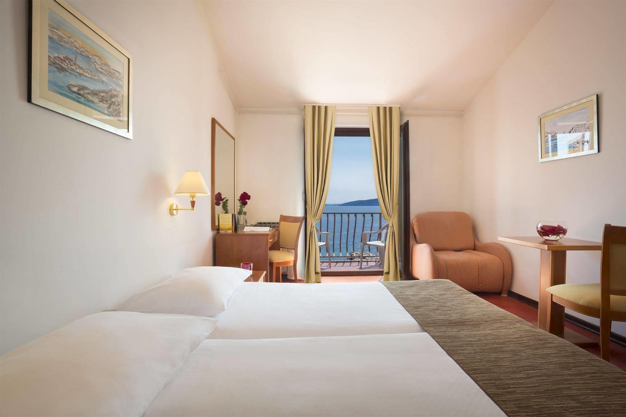 Hotel Mediteran - Liburnia Mošćenička Draga Extérieur photo